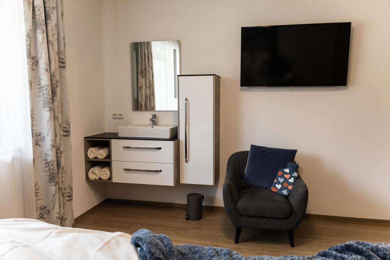Appartement Monika Neukirchen am Großvenediger Eksteriør billede